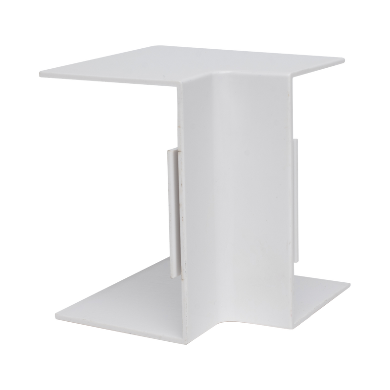 TMK-4577-EI Esquinero Interior Color Blanco de PVC Auto Axtinguible, Para Canaleta TMK-4577 (5520-02001)