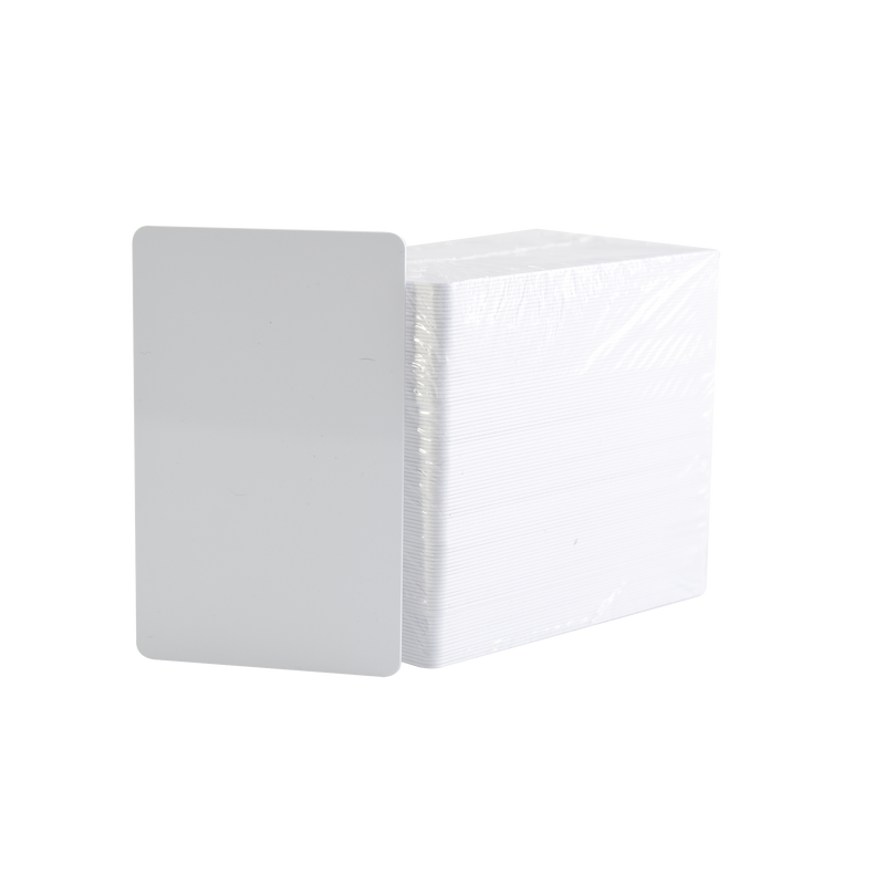 82266 Paquete de 500 Tarjetas UltraCard 10 milesimas Grosor/ Adhesivas/ Imprimibles por un sólo lado / Para pegar sobre tarjetas/ CR80