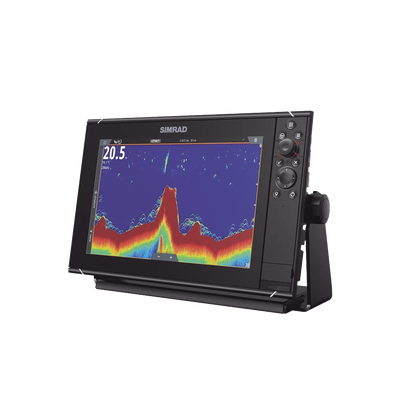 Pantalla Náutica NSS12 evo3S / Pantalla SolarMAX IPS 12 Pulgadas / Procesador iMX 8 / Ecosonda Integrada 1kW CHIRP / Conectividad Inalámbrica / Cartografía C-MAP® Preinstalada / Compatibilidad con Accesorios Simrad / Montaje Flush