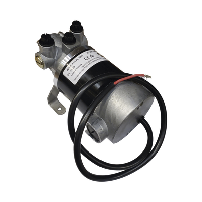 Bomba Hidráulica Reversible PUMP-2 / 12V DC / Flujo 0.8L (49 cu.in) por Minuto / Para Cilindros de 80 cc - 250 cc (4.9 - 15.2 cu.in) / Conexiones O-Ring Boss (ORB) / Incluye 3 Accesorios ORB-5 a 9/16 UNF / Compatible con SteadySteer