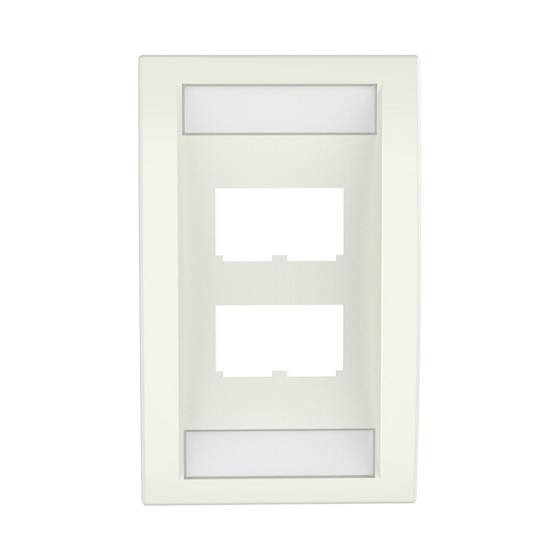 Placa de Pared Vertical Ejecutiva, Salida Para 4 Puertos Mini-Com, Con Espacios Para Etiquetas, Color Blanco Mate