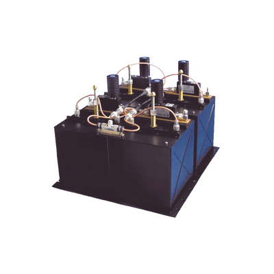 Combinador dB SPECTRA, en Panel /Rack 19", 450-470 MHz, 6 Canales, 100 kHz de Sep. N Hembras.