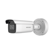 Bala IP 4 Megapixel / Lente Mot. 2.7 a 13.5 mm / 60 mts IR EXIR / Exterior IP67 / IK10 / Anticorrosivo / WDR 120 dB / PoE + / Micro SD / 4 Analíticos: AcuSense, Deteccion Facial, Conteo de Personas por Cruce y Zona - Toer