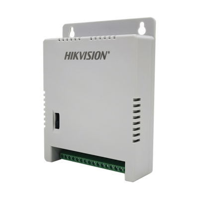 Fuente de Poder Regulada 12 Vcc / 13.5 Vcc / 15 Vcc para 8 Cámaras / 8 Amperes (1 Amp por Salida) / Voltaje de Entrada 90 - 130 VCA / Filtro de Ruido para Cámaras 4K / Modo para Largas Distancias - Toer