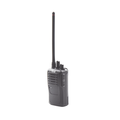 Radio Portátil / Batería de 2250mAh EXTREMA CAPACIDAD / 136-174 MHz / Audio de 1500mW MEJOR INDUSTRIA / 5W de potencia de RF, 16 canales. Incluye: antena, cargador, batería y clip