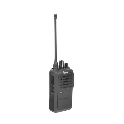 Radio Portátil UHF / Batería 2250 mAh extrema duración  / 400-470 MHz / 5W De Potencia / Bocina de 1500mW Mas Potente/ , 16 canales. Incluye: batería, cargador, antena, tapa de accesorios y clip.