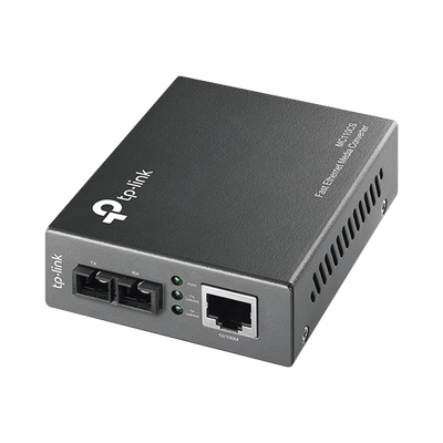 Convertidor Fibra Óptica Monomodo /  1 Puerto RJ45 10/100 Mbps / Puerto Fibra Óptica SC 100 Mbps / Hasta 20 kilometros / Plug and Play - Toer