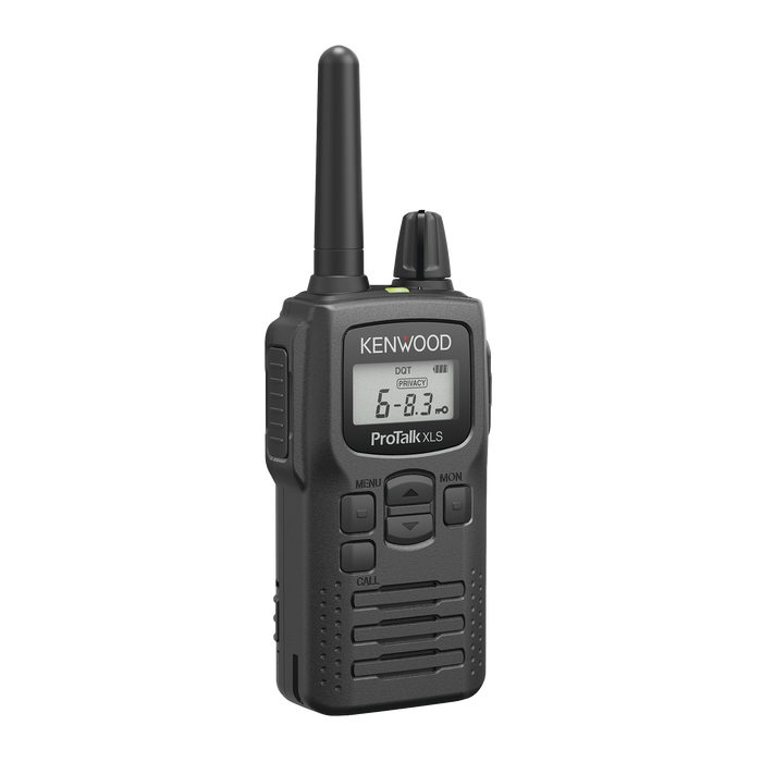 Radio portátil UHF 450-470 MHz, 2 W, 16 canales, Resistente a Golpes MIL-STD-810, manos libres VOX. Incluye antena, batería, cargador y clip