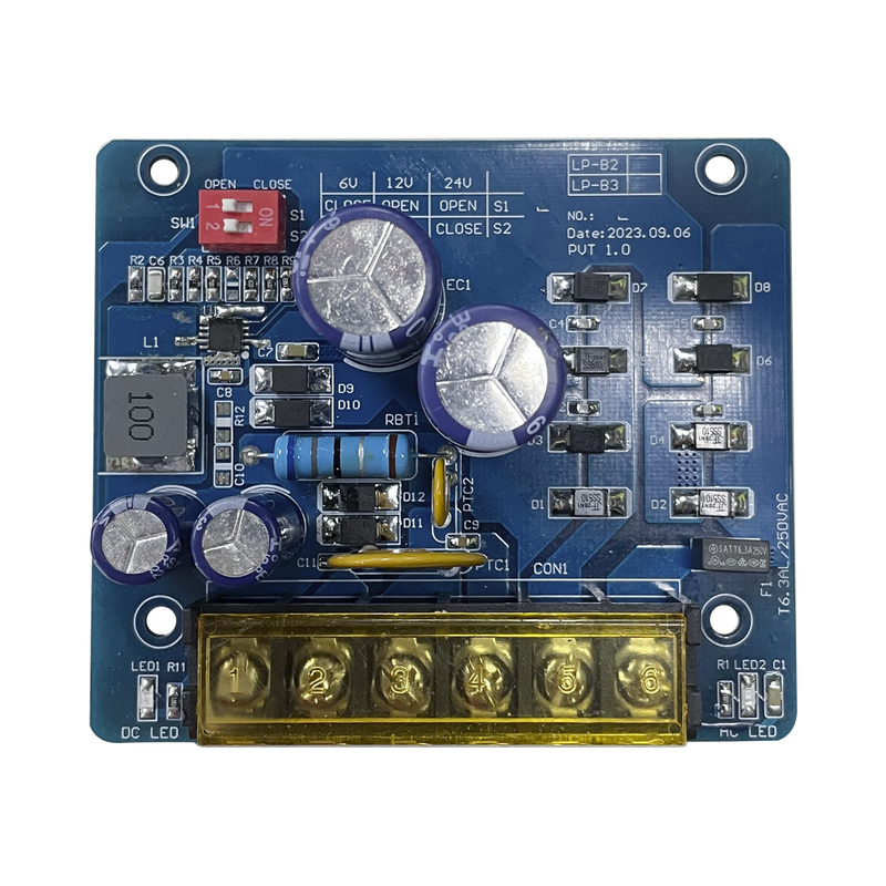 PL-B2 6 o 12 o 24 Vcc @ 1.5 A / Fuente tipo tarjeta/ 1 salida / requiere transformador de entrada  / capacidad de baterías / baterías no incluidas.