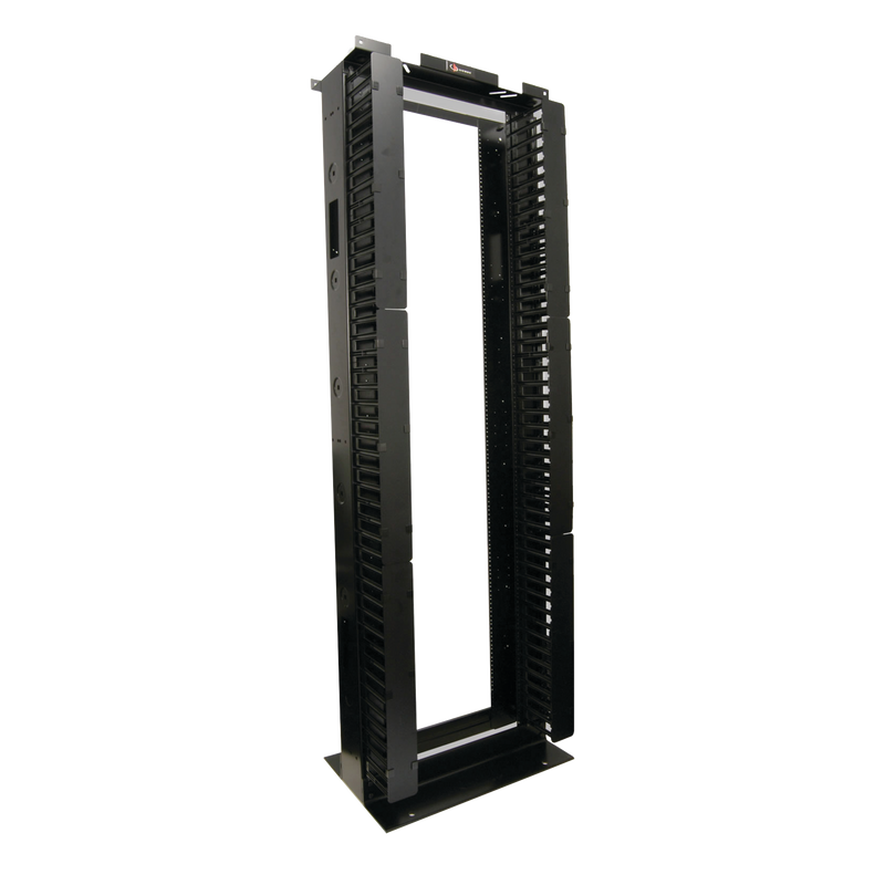RS3-07 Rack de Aluminio System de 7ft x 19in, 45UR, Con organizadores verticales, conexión de tierra y accesorios de montaje