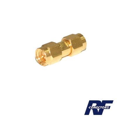 Adaptador Tipo Barril, de Conector SMA Macho a SMA Macho, Oro/ Oro/ Teflón.â??