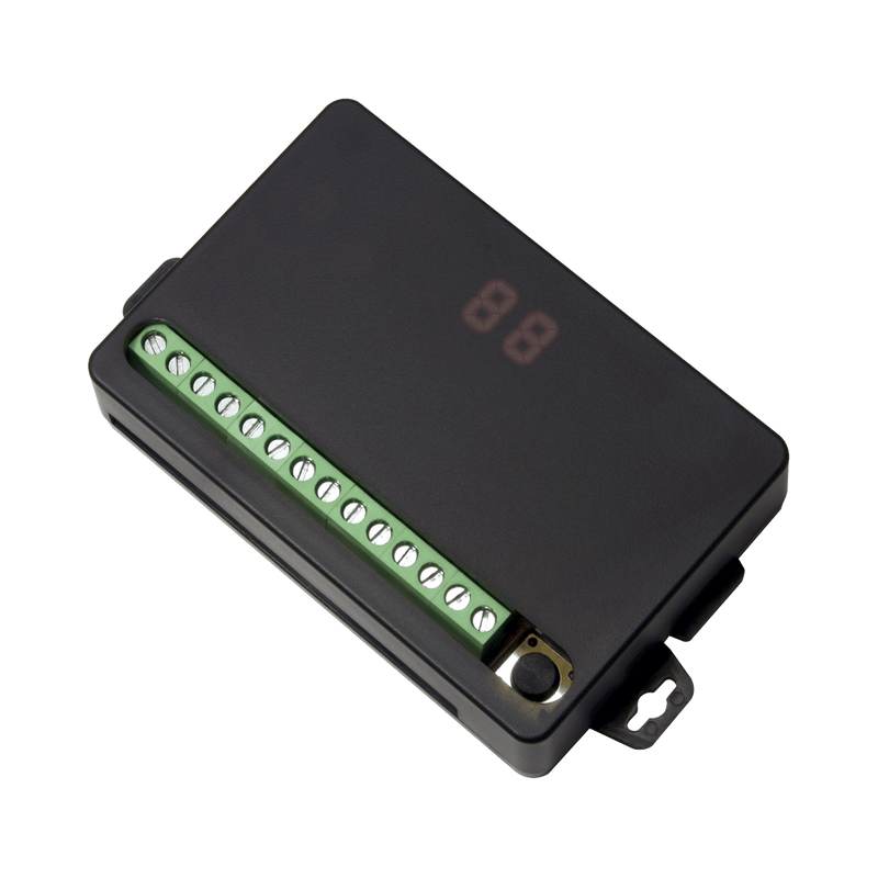 Receptor RF de 4 Canales / Alcance Hasta 150 Metros o 300 Metros con Antena (Opcional) / Pulso Temporizado 0.5-99 Segundos o 1-99 Minutos