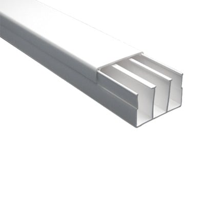 TEK-62-ST Canaleta sin troquel con tapa color blanco de PVC auto extinguible, 40 x 62 tramo 2.5m (6301-01251)