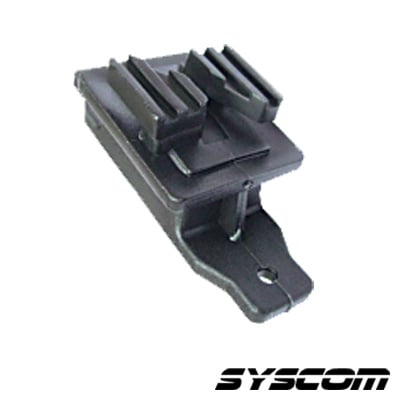 AP101 Aislador de Paso para cercos eléctricos, resistente al clima extremo.