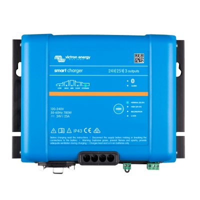 Phoenix Smart IP43 24/25 / Cargador de Baterías 24V, 25A / Para Ambientes Marinos y Terrestres. /  Para baterías de Plomo y Litio
