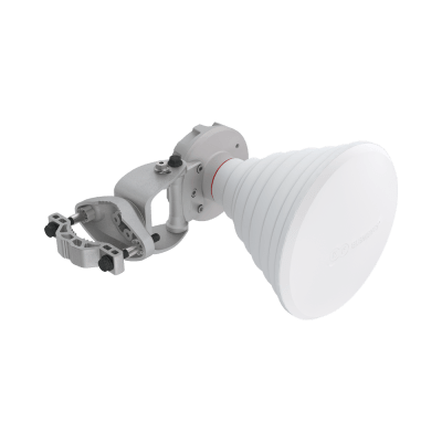 Antena Symmetrical Horn 30° / 4ta Generación / Rango de Frecuencia 5100 - 6775 MHz / Ganancia 18 dBi /  IP55 / Montaje en Poste 20-55 mm / Resistencia al Viento 160 km/h - Toer